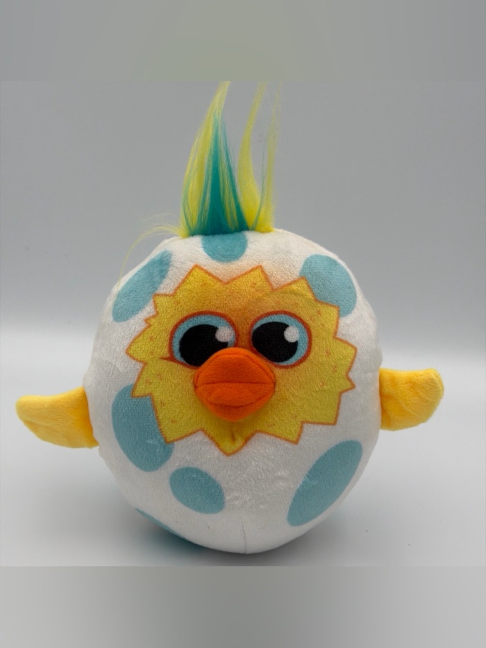 Move 2 Play Chicken Egg Plush Stuffed Animal Toy Game Toss Indoor Outdoor Tested
